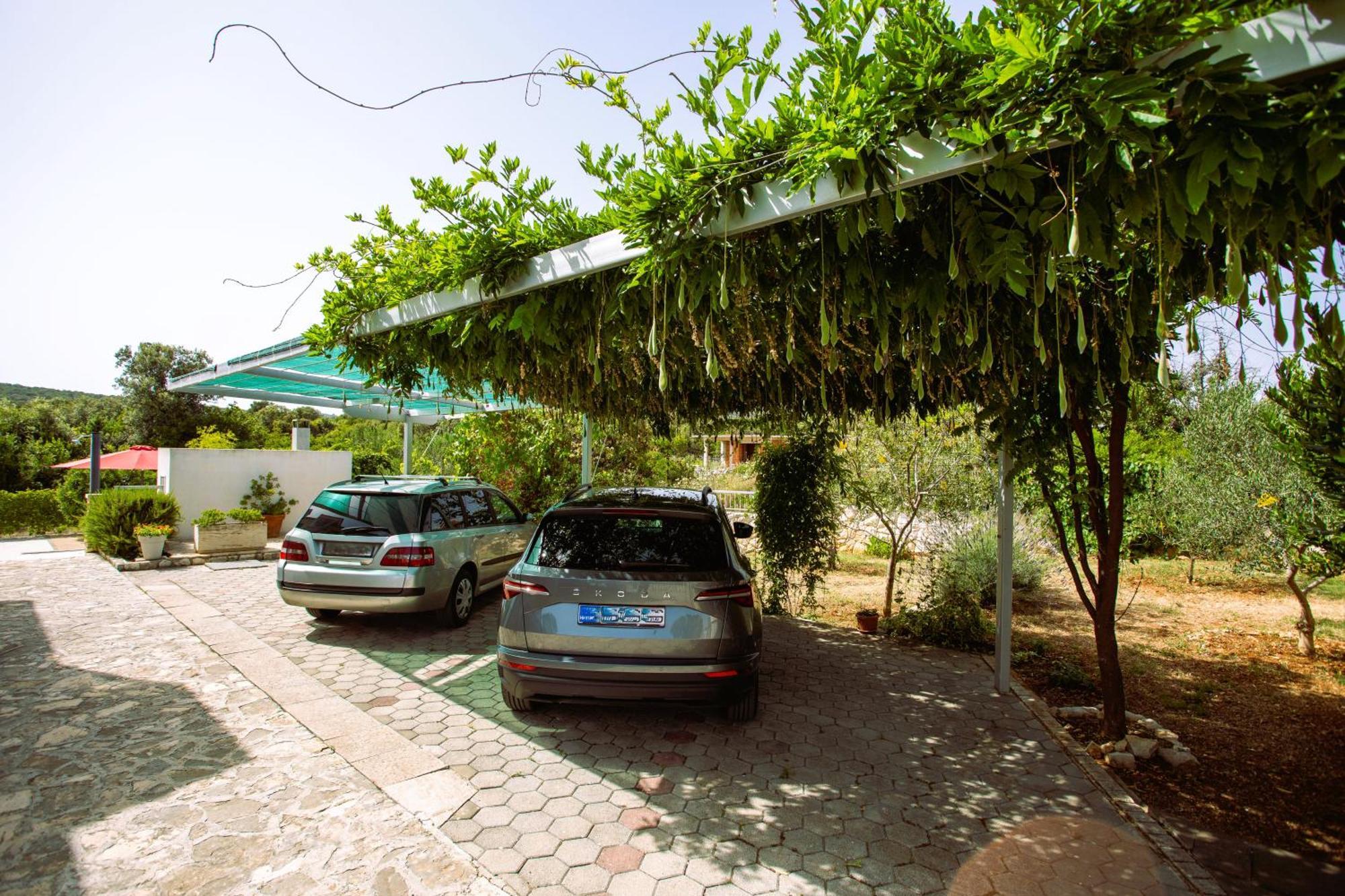Vinišće Holiday House Nena With Pool מראה חיצוני תמונה